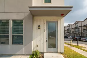 18736 B Centro Main St, Shenandoah, TX 77385 - Photo 3