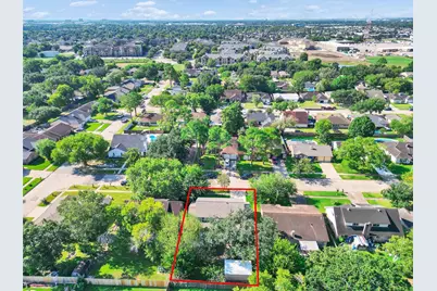 12710 Crow Valley Lane, Houston, TX 77099 - Photo 33