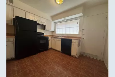 6405 Westward Street #22, Houston, TX 77081 - Photo 3