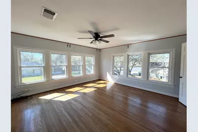 801 Avenue F, El Campo, TX 77437 - Photo 33