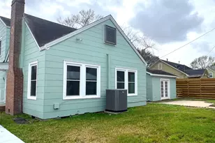 801 Ave F, El Campo, TX 77437 - Photo 35