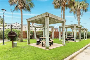 6102 Seawall Blvd, Galveston, TX 77551 - Photo 17