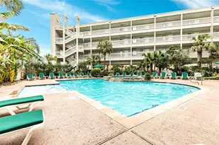 6102 Seawall Blvd, Galveston, TX 77551 - Photo 13