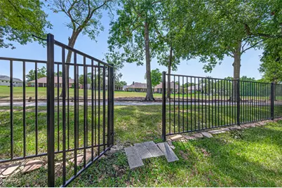 66 Winthrop Harbor S, Montgomery, TX 77356 - Photo 35