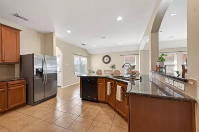 66 W Lasting Spring Circle, Spring, TX 77389 - Photo 17