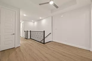 910 W 21st St, Houston, TX 77008 - Photo 25