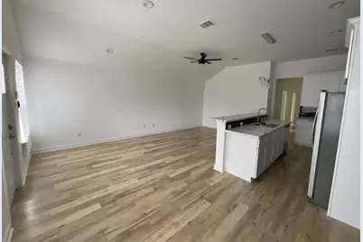 5202 Northridge Drive #A, Houston, TX 77033 - Photo 5