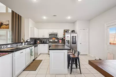 18598 Legend Oaks Drive, Magnolia, TX 77355 - Photo 9