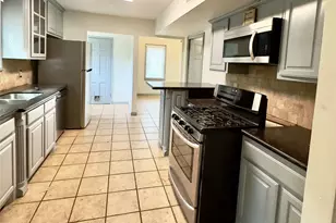 2625 Gladys Ave, Beaumont, TX 77702 - Photo 13