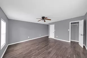 7919 Brays St, Houston, TX 77012 - Photo 9