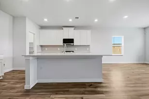 11003 Youngquist Dr, Mont Belvieu, TX 77535 - Photo 9