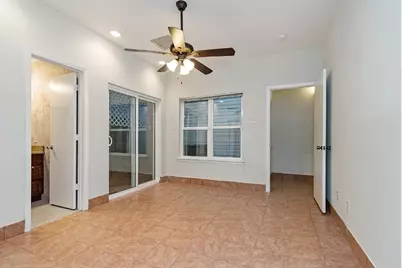204 Marshall Street #4, Houston, TX 77006 - Photo 9