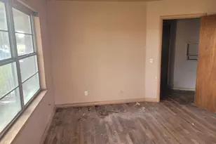 806 E 1st, Hughes Springs, TX 75656 - Photo 5
