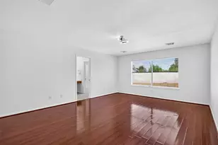 11107 Malden Dr, Houston, TX 77075 - Photo 17