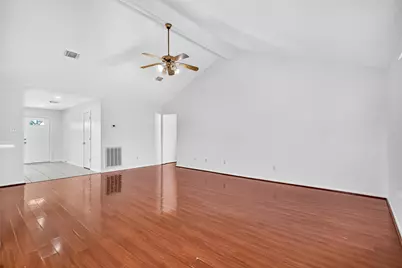 11107 Malden Drive, Houston, TX 77075 - Photo 7