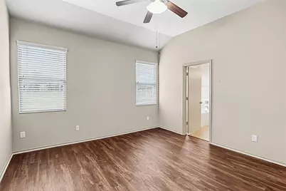 9922 Sterling Place Drive, Conroe, TX 77303 - Photo 9
