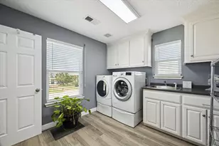 1815 Tiki Dr, Galveston, TX 77554 - Photo 19