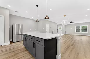 813 Avenue J Pl, Conroe, TX 77301 - Photo 3