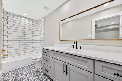 813 Avenue J Place #A, Conroe, TX 77301 - Photo 9