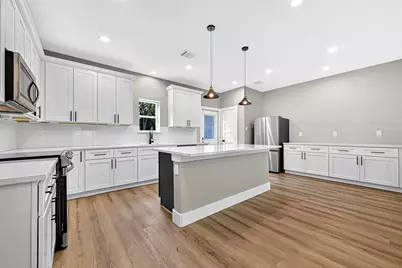 813 Avenue J Place #A, Conroe, TX 77301 - Photo 5