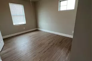 9722 Pelsey St, Houston, TX 77029 - Photo 7