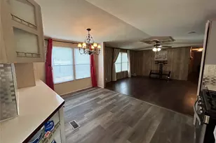 16640 Berry Rd, Pearland, TX 77584 - Photo 3
