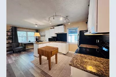 140 Sharon Lane, Livingston, TX 77351 - Photo 9