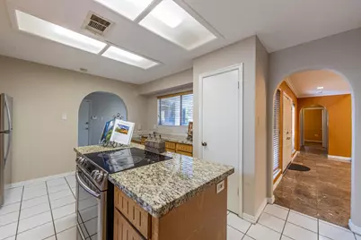 6030 Gallant Forest Drive, Houston, TX 77088 - Photo 15