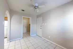 6030 Gallant Forest Dr, Houston, TX 77088 - Photo 17