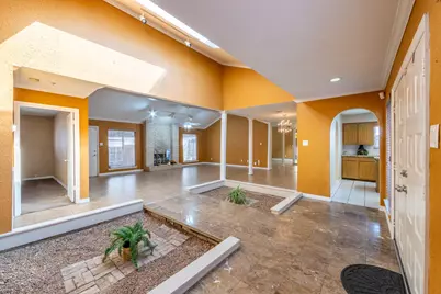 6030 Gallant Forest Drive, Houston, TX 77088 - Photo 7