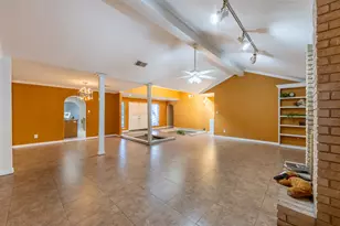 6030 Gallant Forest Dr, Houston, TX 77088 - Photo 11