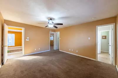 6030 Gallant Forest Drive, Houston, TX 77088 - Photo 19