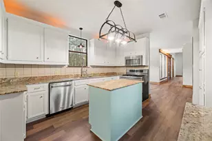 28418 Teal Ct, Magnolia, TX 77355 - Photo 11