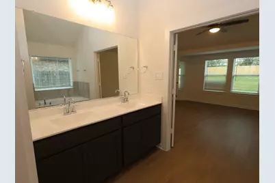 128 Wasatch Peaks Way, Willis, TX 77378 - Photo 7