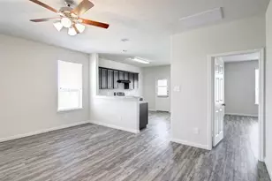 2839 Silver Tree, Houston, TX 77014 - Photo 11