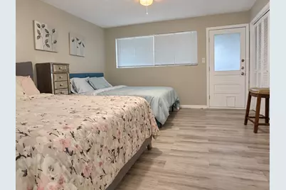 2347 Sheridan Street #4, Houston, TX 77030 - Photo 17