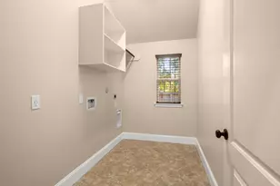 110 Logan Pass Ct, Montgomery, TX 77316 - Photo 9