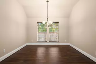 110 Logan Pass Ct, Montgomery, TX 77316 - Photo 11