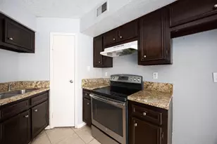 7200 W T C Jester Blvd, Houston, TX 77088 - Photo 13