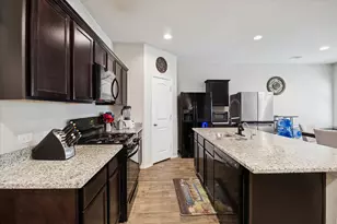 592 Rd 5138, Cleveland, TX 77327 - Photo 5