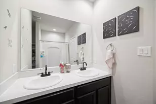 592 Rd 5138, Cleveland, TX 77327 - Photo 11