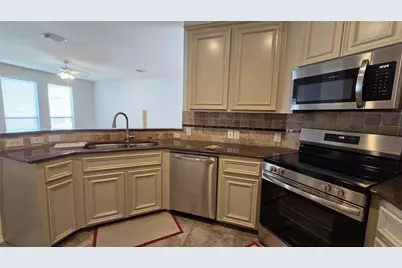 2020 Mason Street, Houston, TX 77006 - Photo 9