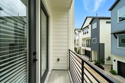 2304 Hoskins Drive #E, Houston, TX 77080 - Photo 19