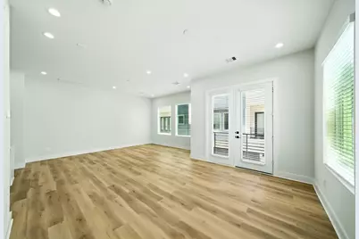 2304 Hoskins Drive #E, Houston, TX 77080 - Photo 7