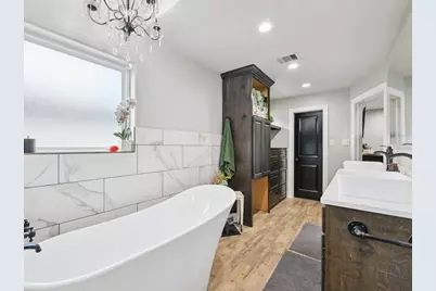 18611 Point Lookout Drive, Nassau Bay, TX 77058 - Photo 25