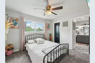 18611 Point Lookout Drive, Nassau Bay, TX 77058 - Photo 29