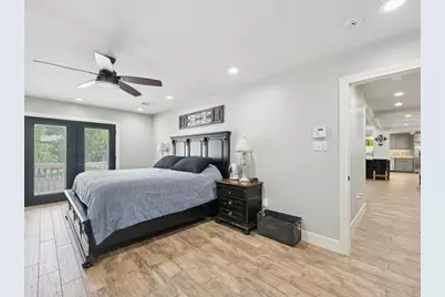18611 Point Lookout Drive, Nassau Bay, TX 77058 - Photo 21