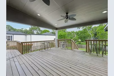 18611 Point Lookout Drive, Nassau Bay, TX 77058 - Photo 33