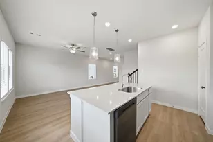 11408 Waterford Spg Trl, Houston, TX 77047 - Photo 11