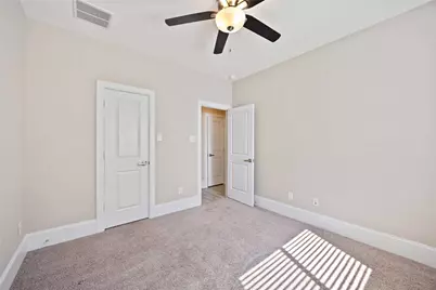 6723 Sussex Manor Street, Houston, TX 77055 - Photo 13